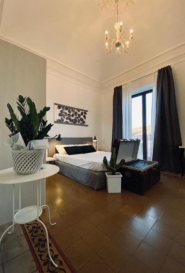 Living Suite Catania Ursino Esterno foto